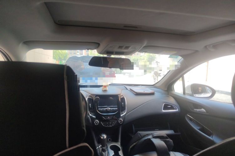 Used Chevrolet Cruze 2017 1.5L Automatic Pioneer Sunroof Edition Headliner
