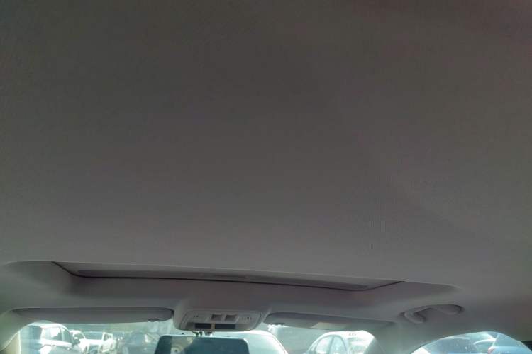 Used Chevrolet Cruze 2017 1.5L Automatic Xuanfeng Edition Headliner