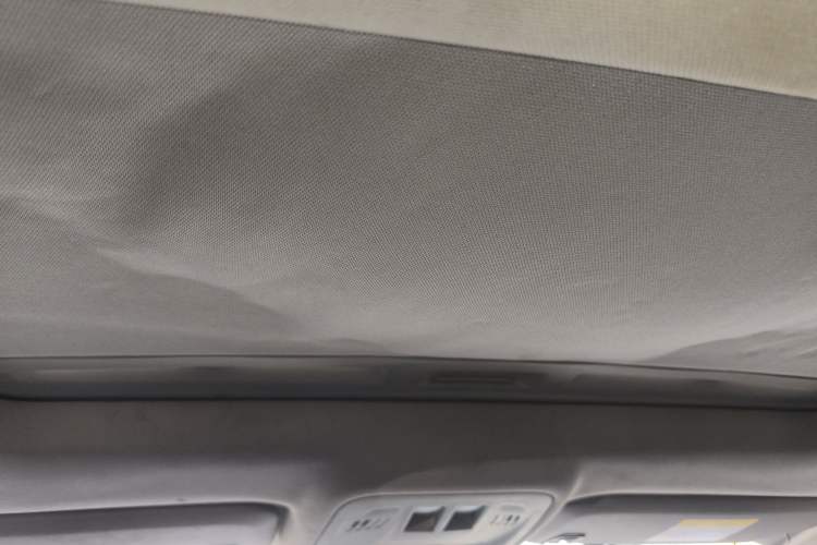 Used Chevrolet Cruze 2017 1.5L Automatic Pioneer Sunroof Edition Headliner