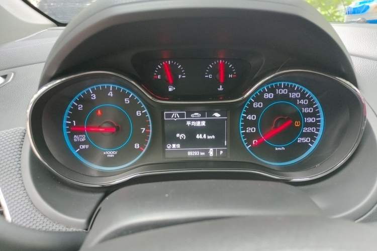 Used Chevrolet Cruze 2017 1.5L Automatic Pioneer Sunroof Edition Instrument Cluster
