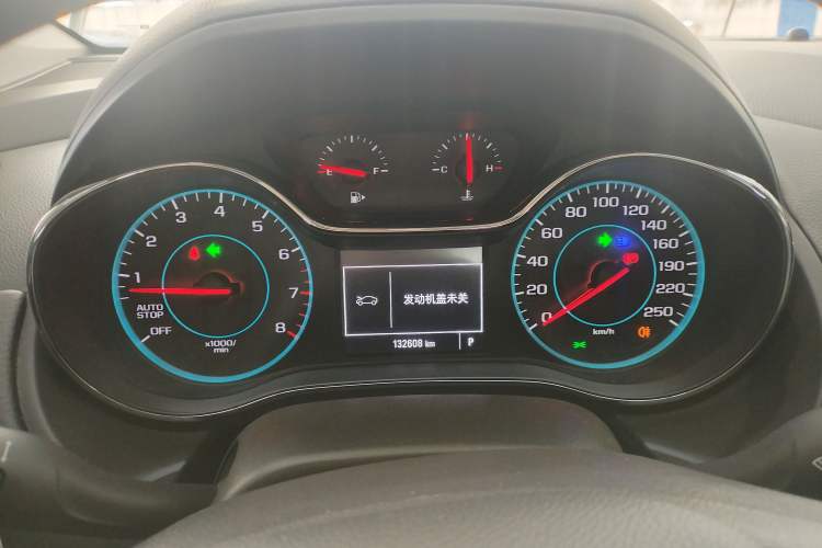 Used Chevrolet Cruze 2017 1.5L Automatic Pioneer Sunroof Edition Instrument Cluster