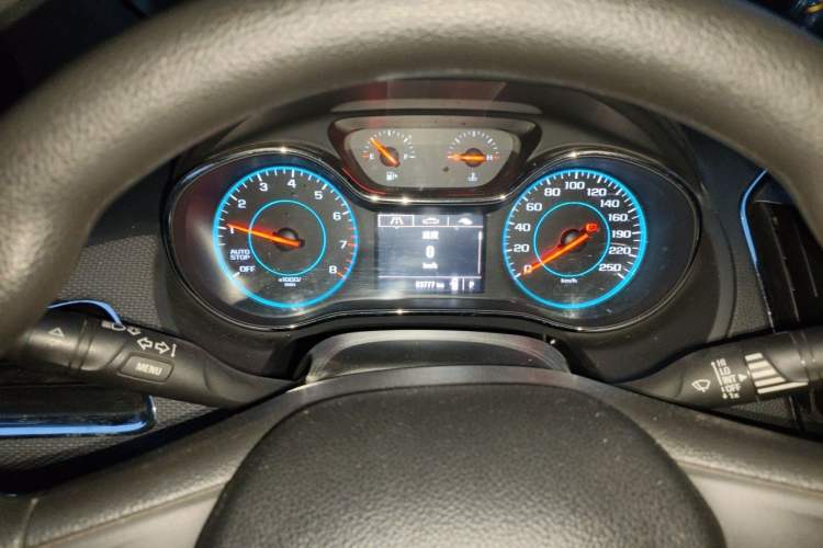 Used Chevrolet Cruze 2017 1.5L Automatic Pioneer Sunroof Edition Instrument Cluster