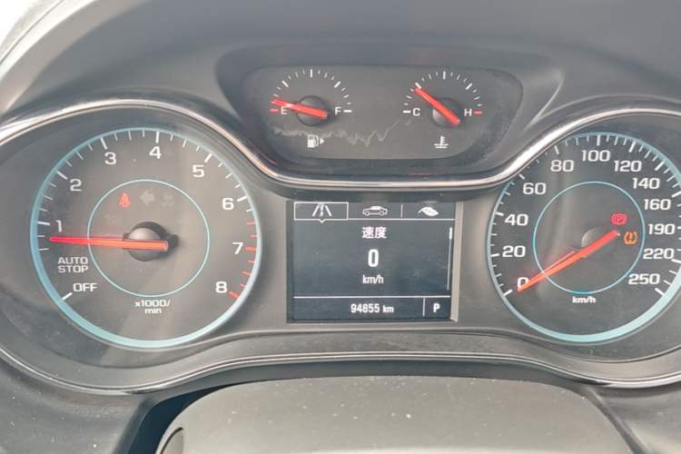 Used Chevrolet Cruze 2017 1.5L Automatic Pioneer Sunroof Edition Instrument Cluster