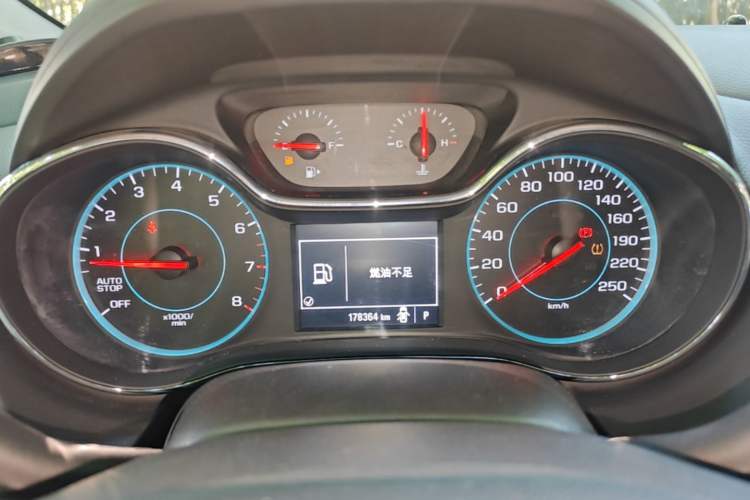 Used Chevrolet Cruze 2017 1.5L Automatic Pioneer Sunroof Edition Instrument Cluster