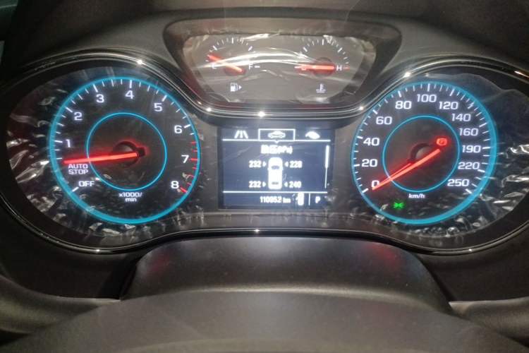 Used Chevrolet Cruze 2017 1.5L Automatic Pioneer Sunroof Edition Instrument Cluster