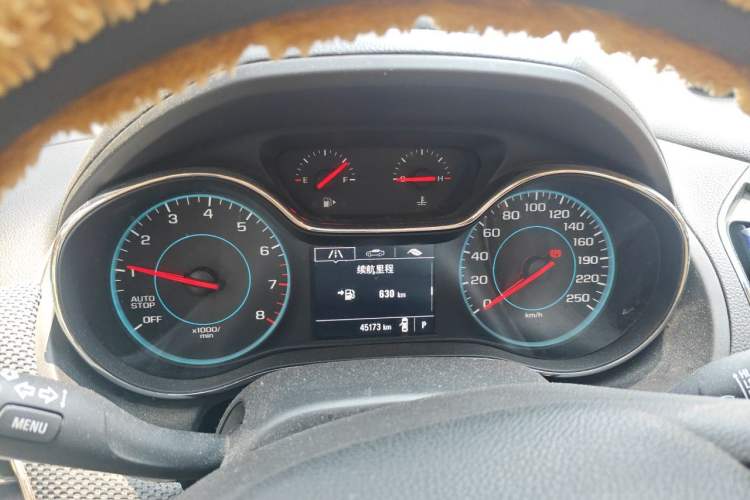 Used Chevrolet Cruze 2017 1.5L Automatic Pioneer Sunroof Edition Instrument Cluster