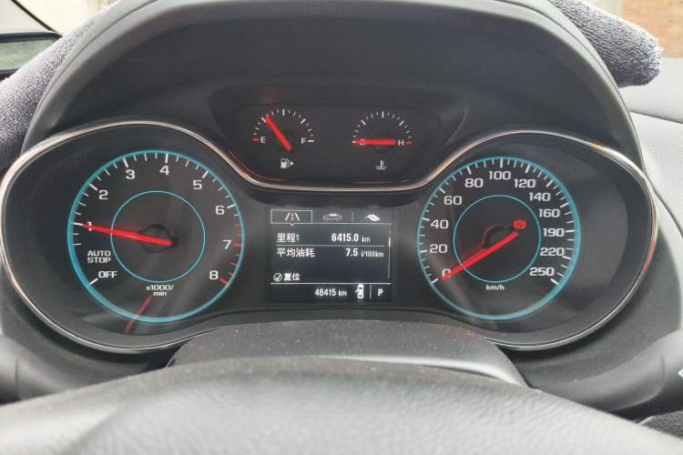 Used Chevrolet Cruze 2017 1.5L Automatic Pioneer Sunroof Edition Instrument Cluster
