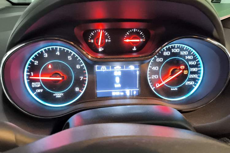 Used Chevrolet Cruze 2017 1.5L Automatic Pioneer Sunroof Edition Instrument Cluster