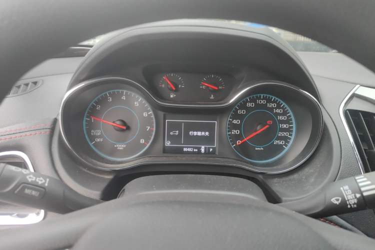 Used Chevrolet Cruze 2017 1.5L Automatic Pioneer Sunroof Edition Instrument Cluster