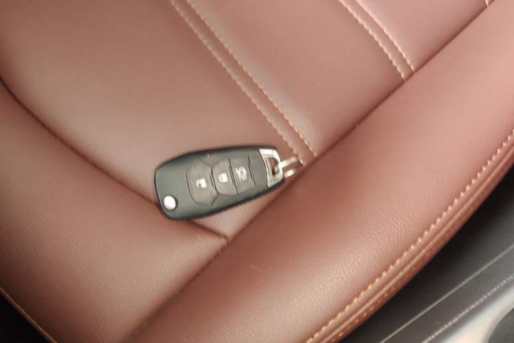 Used Chevrolet Cruze 2017 1.5L Automatic Xuanfeng Edition Interior 1