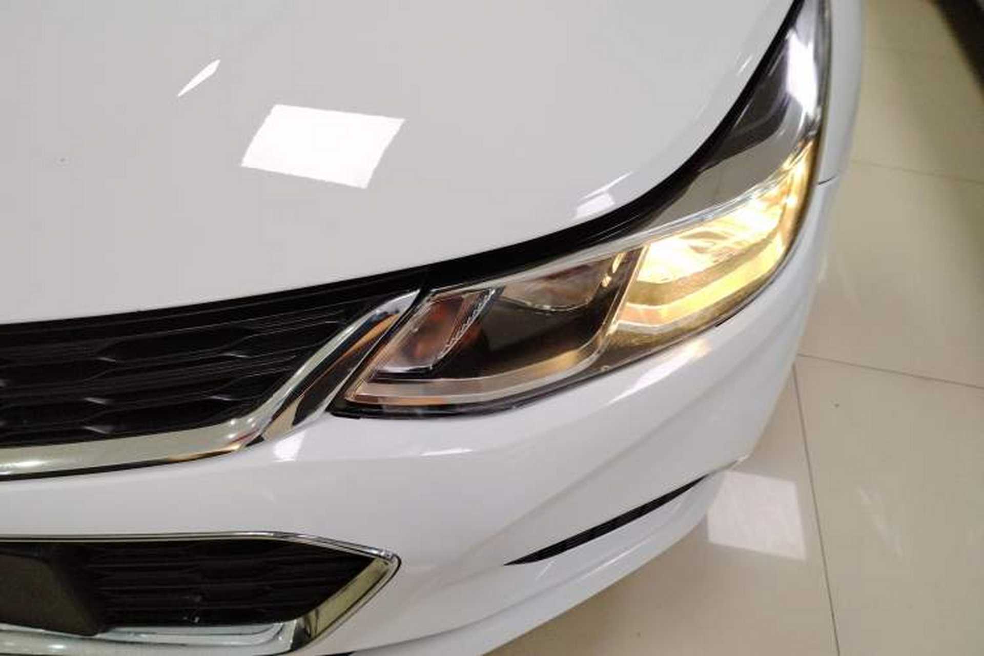 Used Chevrolet Cruze 2017 1.5L Automatic Pioneer Sunroof Edition Left Front Headlight