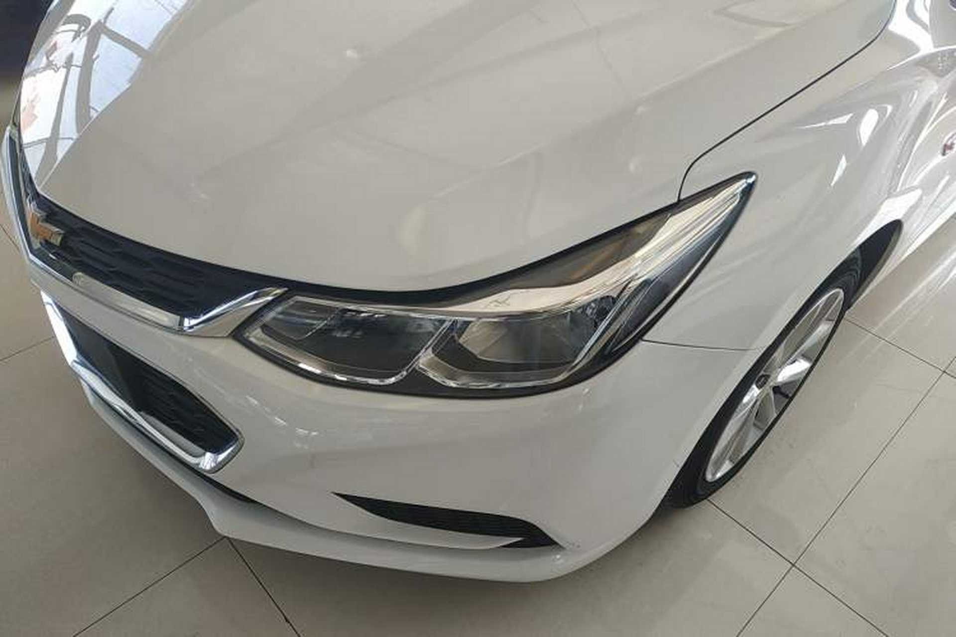 Used Chevrolet Cruze 2017 1.5L Automatic Pioneer Sunroof Edition Left Front Headlight