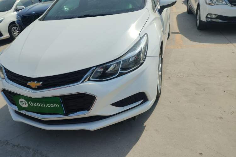 Used Chevrolet Cruze 2017 1.5L Automatic Pioneer Sunroof Edition Left Front Headlight
