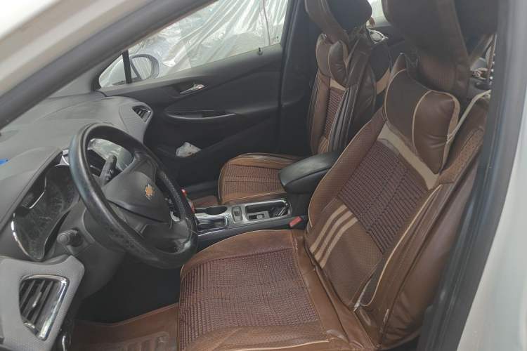 Used Chevrolet Cruze 2017 1.5L Automatic Pioneer Sunroof Edition Left Front Seat