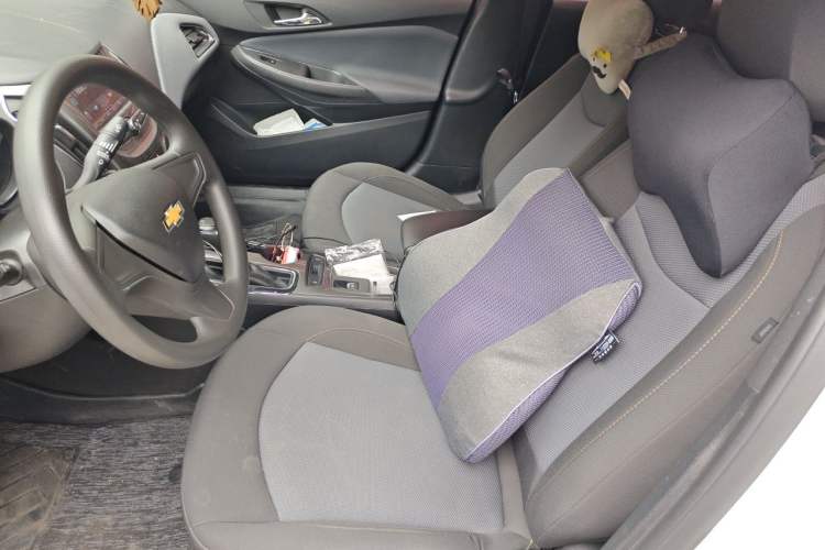 Used Chevrolet Cruze 2017 1.5L Automatic Pioneer Sunroof Edition Left Front Seat