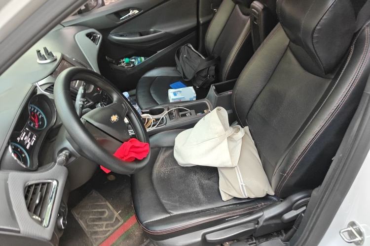 Used Chevrolet Cruze 2017 1.5L Automatic Pioneer Sunroof Edition Left Front Seat