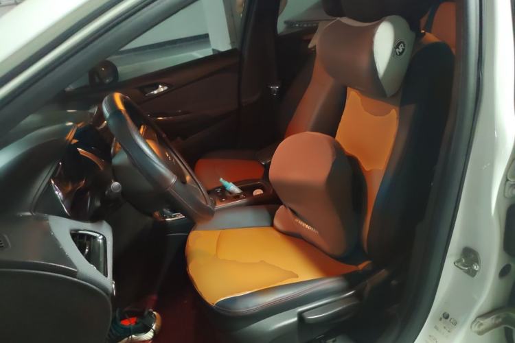 Used Chevrolet Cruze 2017 1.5L Automatic Pioneer Sunroof Edition Left Front Seat