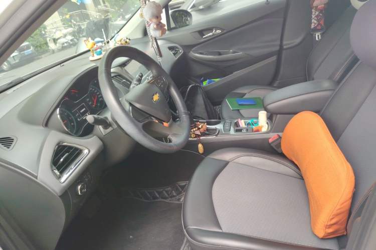 Used Chevrolet Cruze 2017 1.5L Hatchback Automatic Xuanfeng Edition Left Front Seat