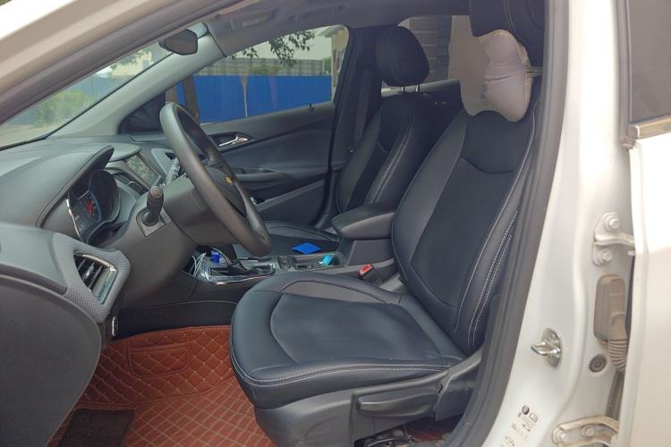 Used Chevrolet Cruze 2017 1.5L Automatic Pioneer Sunroof Edition Left Front Seat