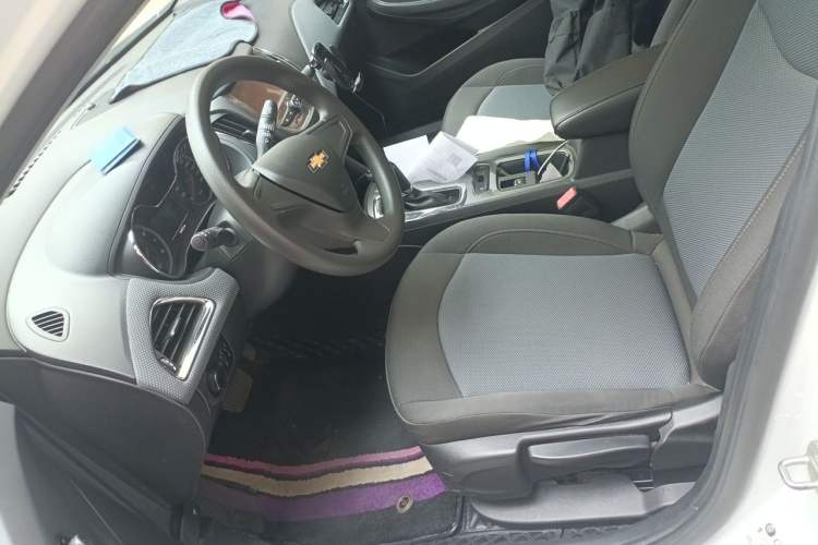 Used Chevrolet Cruze 2017 1.5L Automatic Pioneer Sunroof Edition Left Front Seat