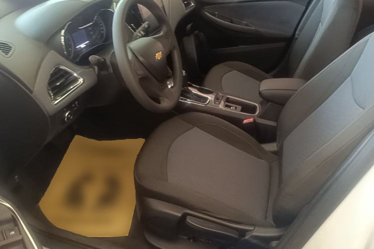 Used Chevrolet Cruze 2017 1.5L Automatic Pioneer Sunroof Edition Left Front Seat