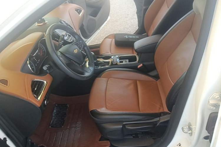 Used Chevrolet Cruze 2017 1.4T Dual-Clutch Xuanfeng Edition Left Front Seat