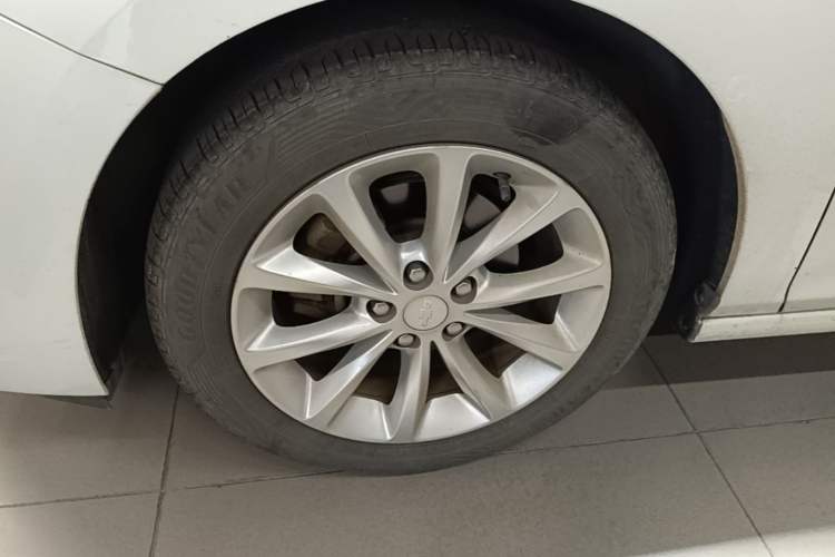 Used Chevrolet Cruze 2017 1.5L Manual Xuanfeng Edition Left Front Wheel Hub