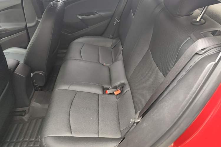 Used Chevrolet Cruze 2017 1.5L Automatic Pioneer Sunroof Edition Left Rear Seat