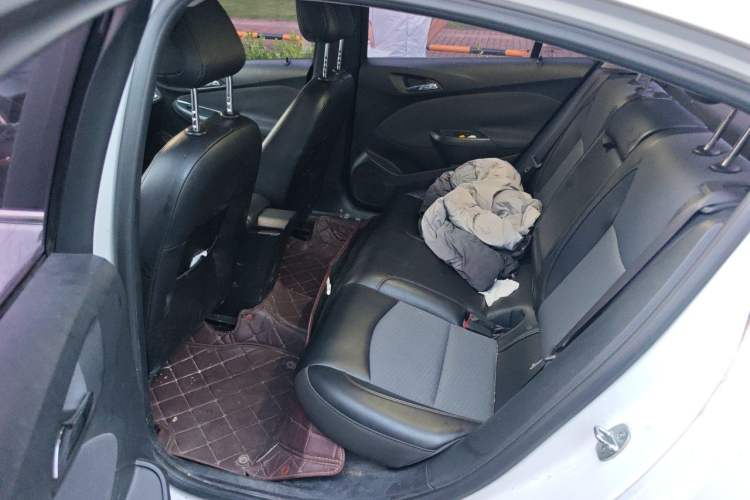 Used Chevrolet Cruze 2017 1.5L Manual Xuanfeng Edition Left Rear Seat