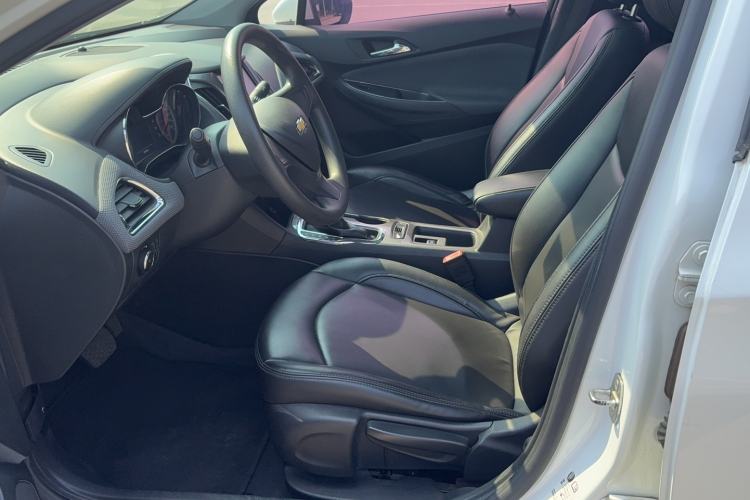 Used Chevrolet Cruze 2017 1.5L Automatic Pioneer Sunroof Edition Left Rear Seat
