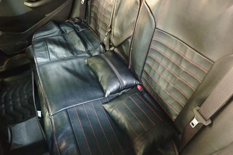 Used Chevrolet Cruze 2017 1.5L Automatic Pioneer Sunroof Edition Left Rear Seat