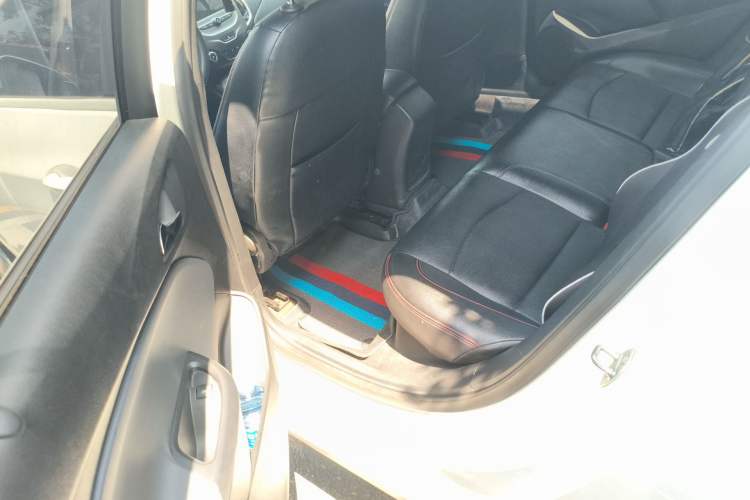 Used Chevrolet Cruze 2017 1.5L Automatic Pioneer Sunroof Edition Left Rear Seat