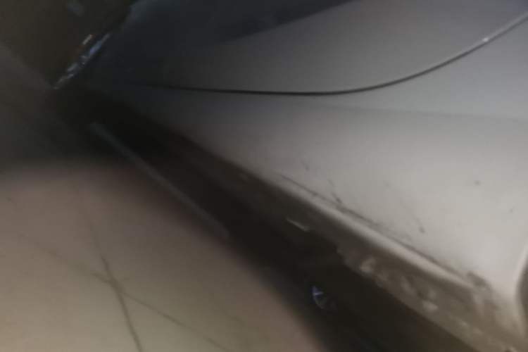 Used Chevrolet Cruze 2017 1.5L Automatic Pioneer Sunroof Edition Left Side Sill