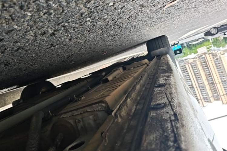 Used Chevrolet Cruze 2017 1.5L Automatic Pioneer Sunroof Edition Left Side Sill