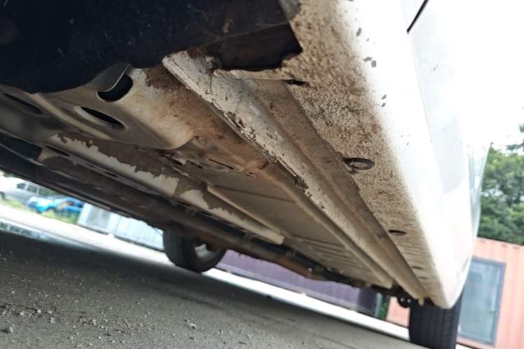 Used Chevrolet Cruze 2017 1.5L Automatic Pioneer Sunroof Edition Left Side Sill