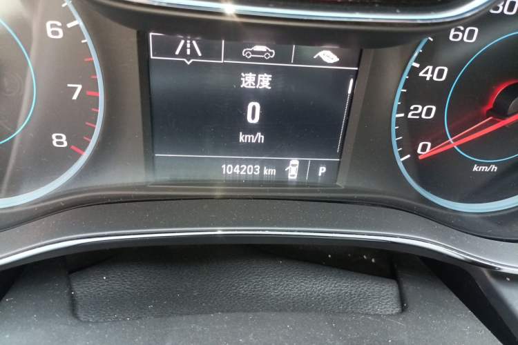 Used Chevrolet Cruze 2017 1.5L Automatic Pioneer Sunroof Edition Odometer Close Up