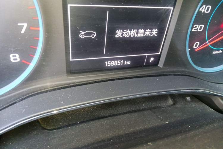 Used Chevrolet Cruze 2017 1.5L Automatic Pioneer Sunroof Edition Odometer Close Up