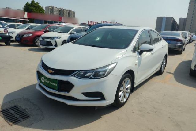 Chevrolet Cruze 2017 1.5L Automatic Pioneer Sunroof Edition usado
