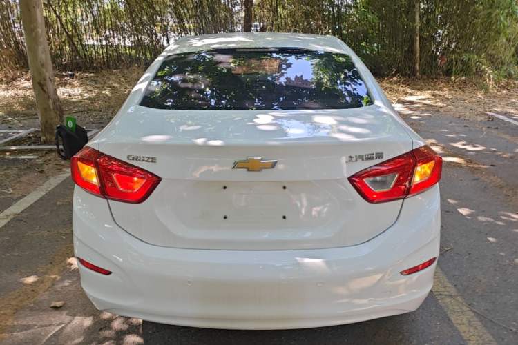 Used Chevrolet Cruze 2017 1.5L Automatic Pioneer Sunroof Edition Rear