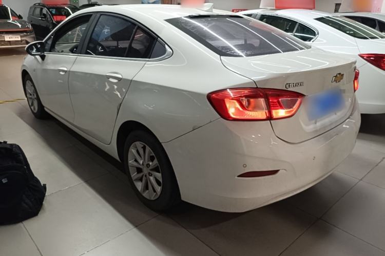 Used Chevrolet Cruze 2017 1.5L Manual Xuanfeng Edition Rear Left 45 Deg