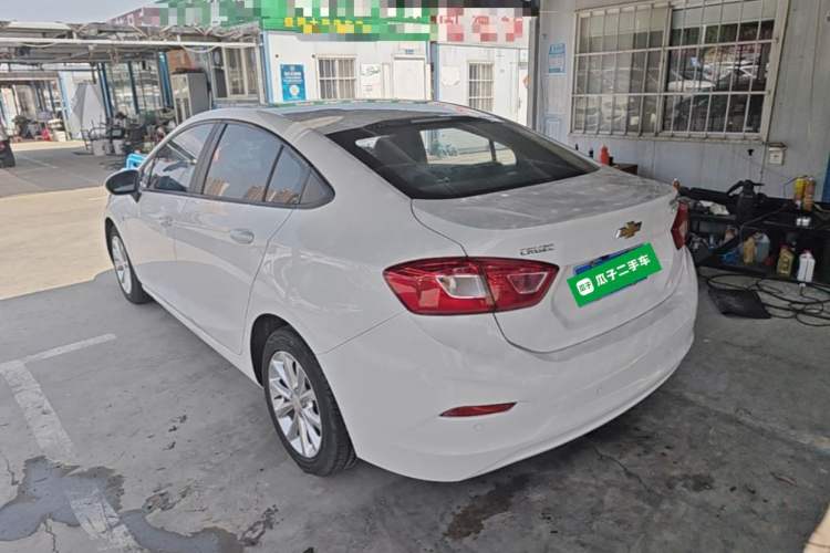 Used Chevrolet Cruze 2017 1.5L Automatic Pioneer Sunroof Edition Rear Left 45 Deg