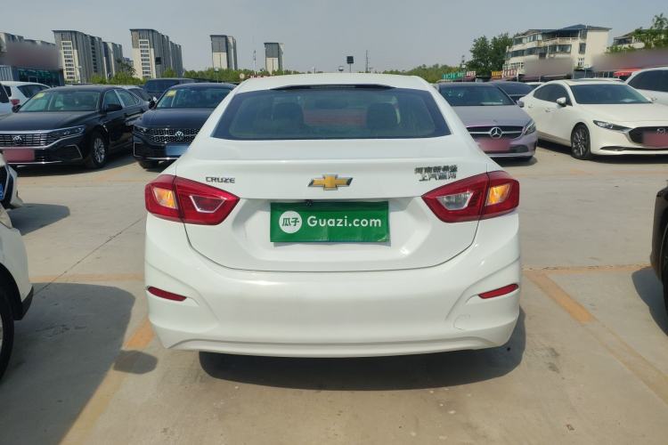 Used Chevrolet Cruze 2017 1.5L Automatic Pioneer Sunroof Edition Rear