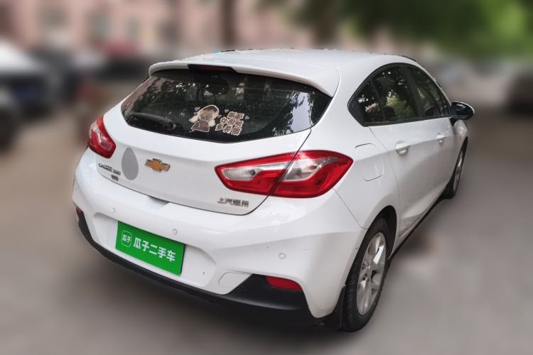 Used Chevrolet Cruze 2017 1.5L Hatchback Automatic Pioneer Sunroof Edition Rear Right 45 Deg