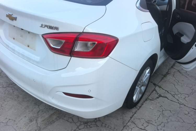 Used Chevrolet Cruze 2017 1.5L Manual Xuanfeng Edition Rear Right 45 Deg