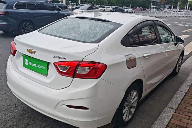 Used Chevrolet Cruze 2017 1.5L Automatic Pioneer Sunroof Edition Rear Right 45 Deg
