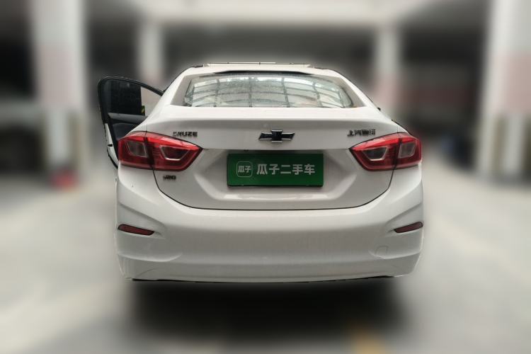 Used Chevrolet Cruze 2017 1.5L Hatchback Automatic Pioneer Sunroof Edition Rear