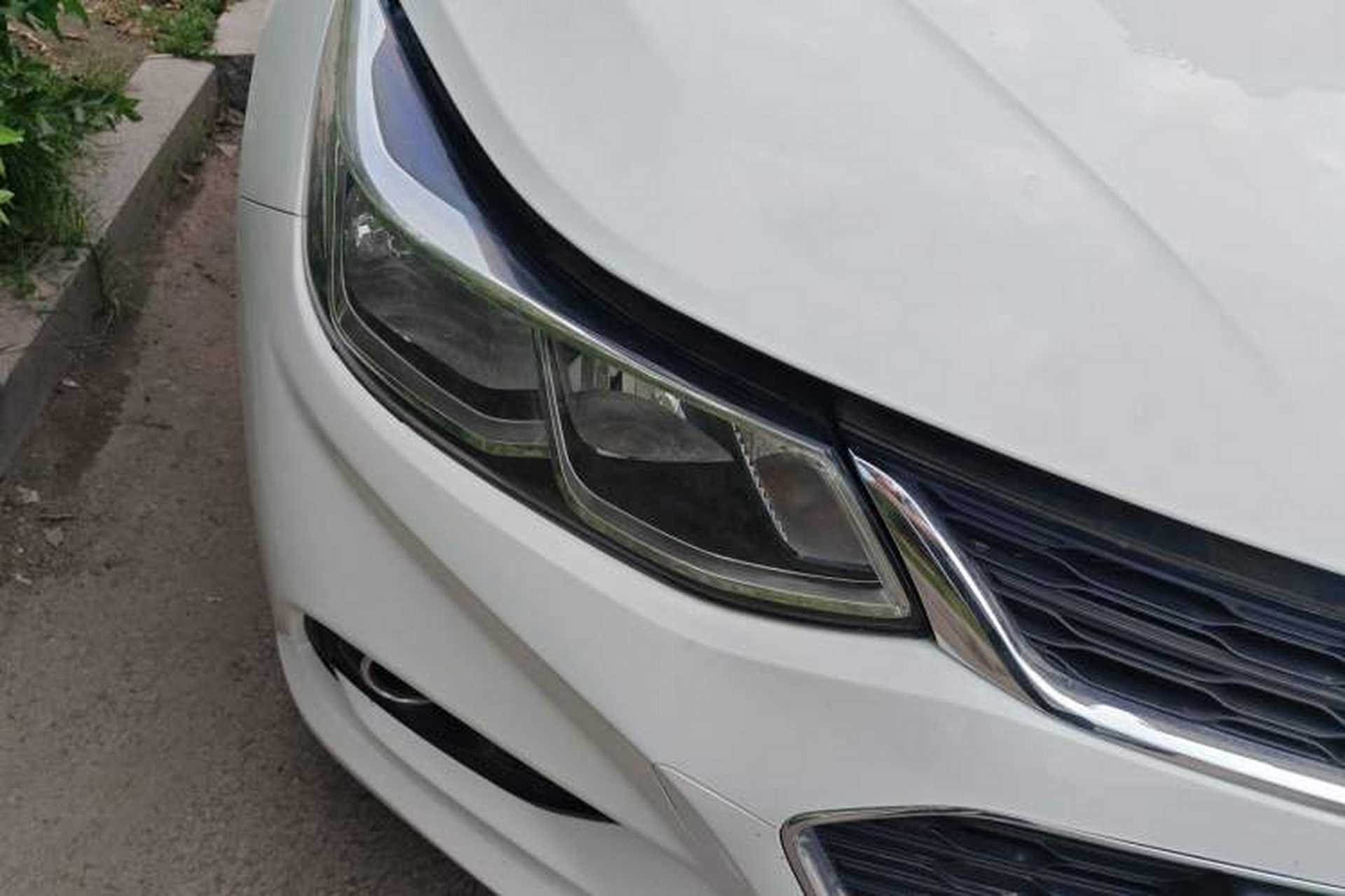 Used Chevrolet Cruze 2017 1.5L Hatchback Automatic Xuanfeng Edition Right Front Headlight
