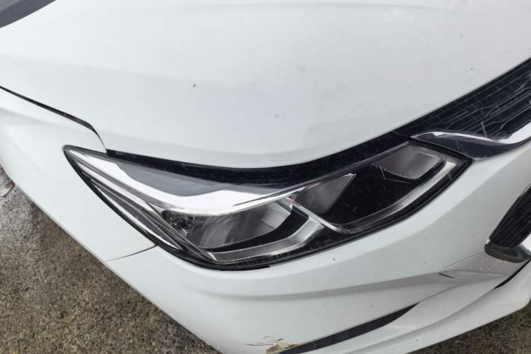 Used Chevrolet Cruze 2017 1.5L Automatic Pioneer Sunroof Edition Right Front Headlight