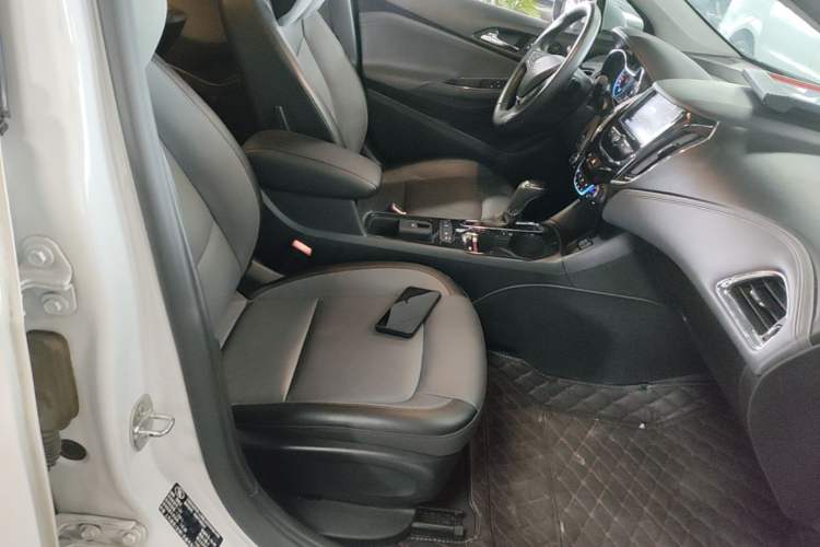 Used Chevrolet Cruze 2017 1.4T Dual-Clutch Lingfeng Edition Right Front Seat