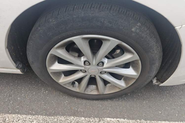 Used Chevrolet Cruze 2017 1.5L Automatic Xuanfeng Edition Right Front Wheel Hub